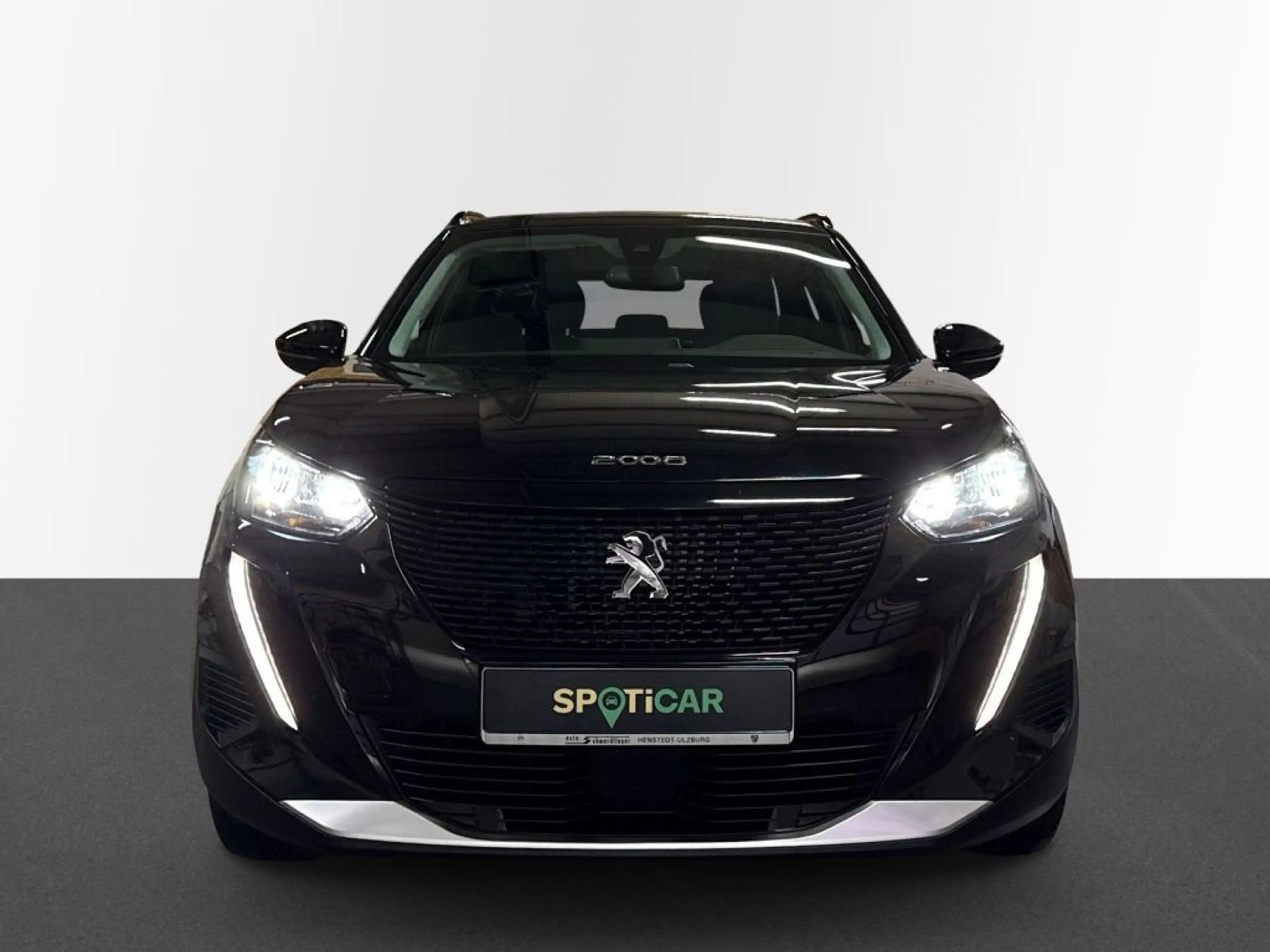 Peugeot 2008 Elektro Allure — photo 2