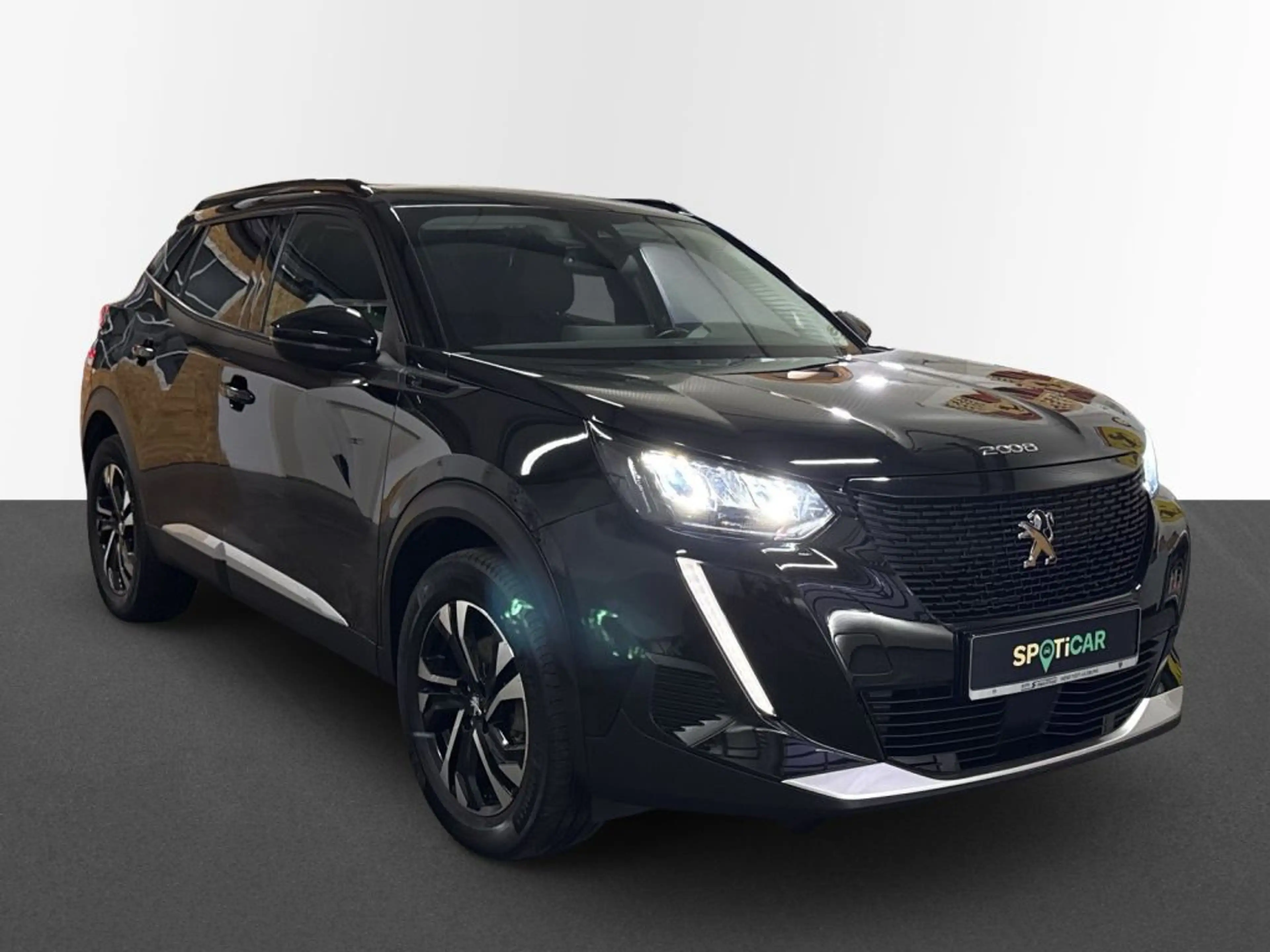 Peugeot 2008 Elektro Allure — photo 3