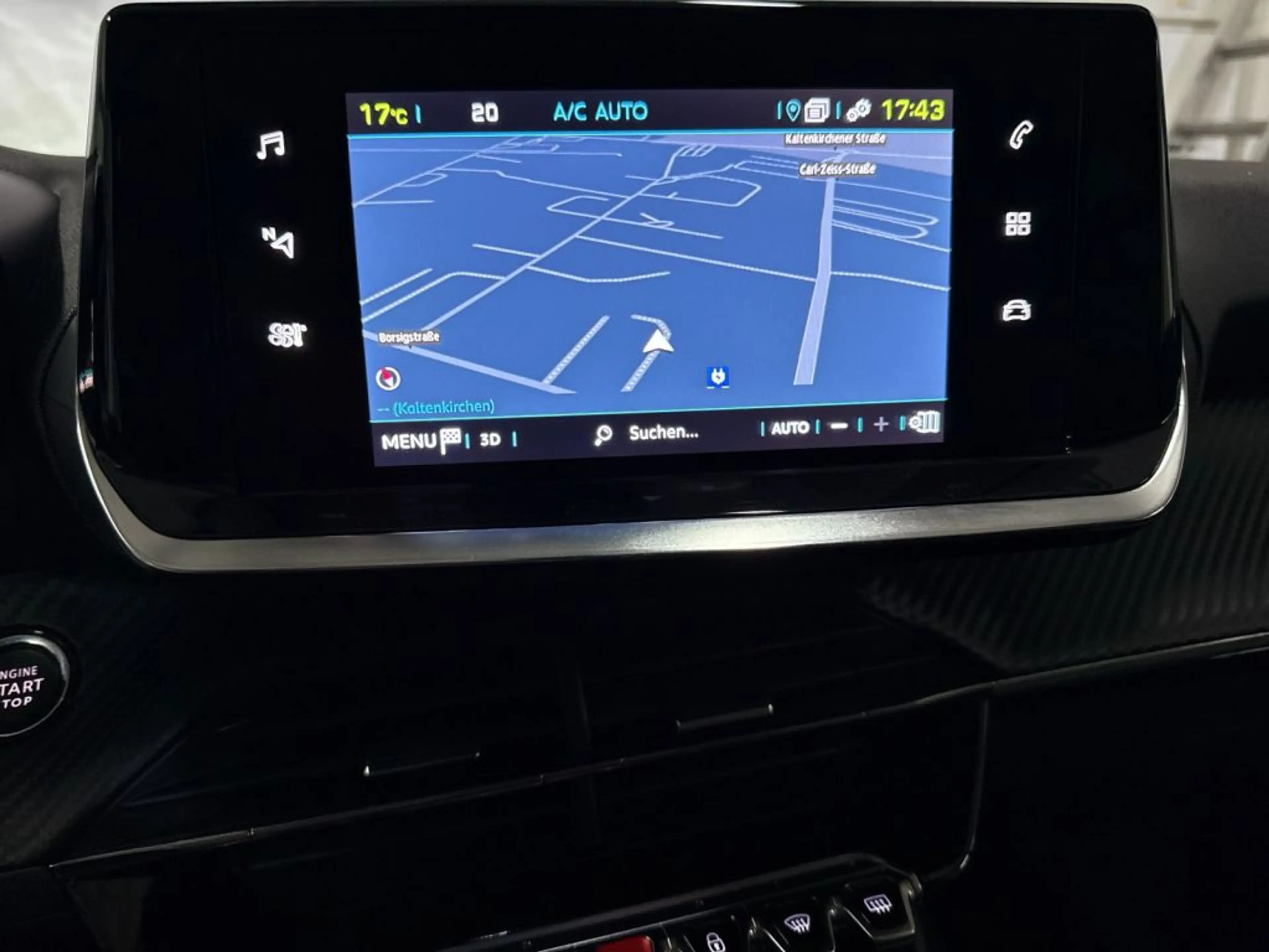 Peugeot 2008 Elektro Allure — photo 14