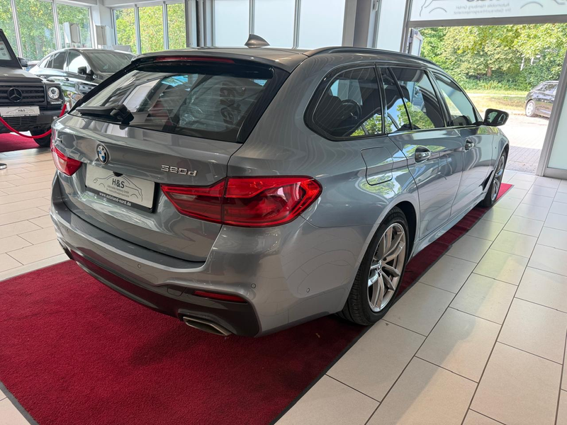BMW 520 d xDrive M Sport*AHK*Navi — photo 4