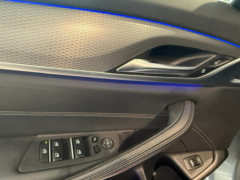 BMW 520 d xDrive M Sport*AHK*Navi — photo 9