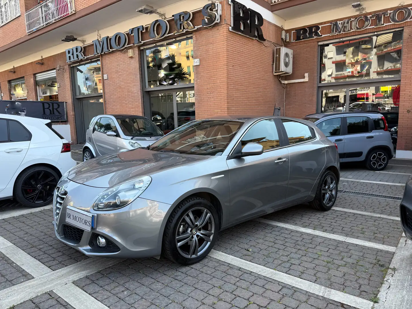 Alfa Romeo Giulietta 1.6 JTDm-2 Distinctive - CONDIZIONI MANIACALI Grigio - 1