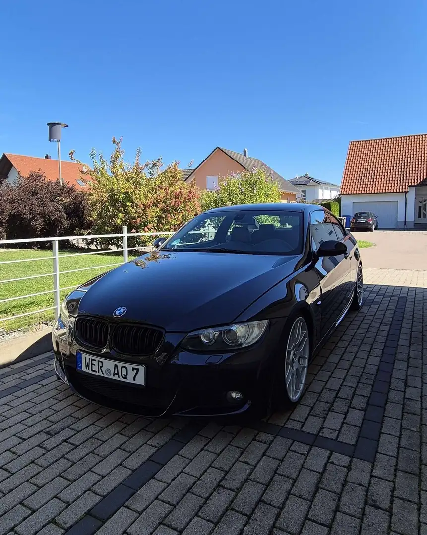 BMW 325 i Coupé / M-Paket ab Werk / 8-Fach bereift Schwarz - 1