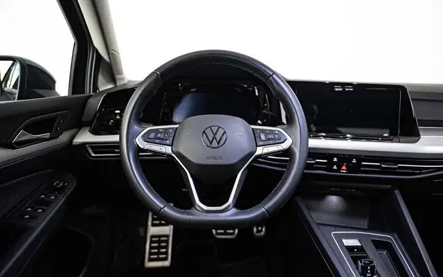 Volkswagen Golf view 11