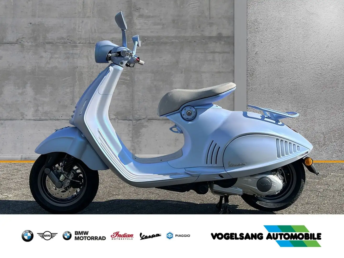 Vespa 946 Sondermodell Snake, Limitiert auf 888 Stück, Blau - 2