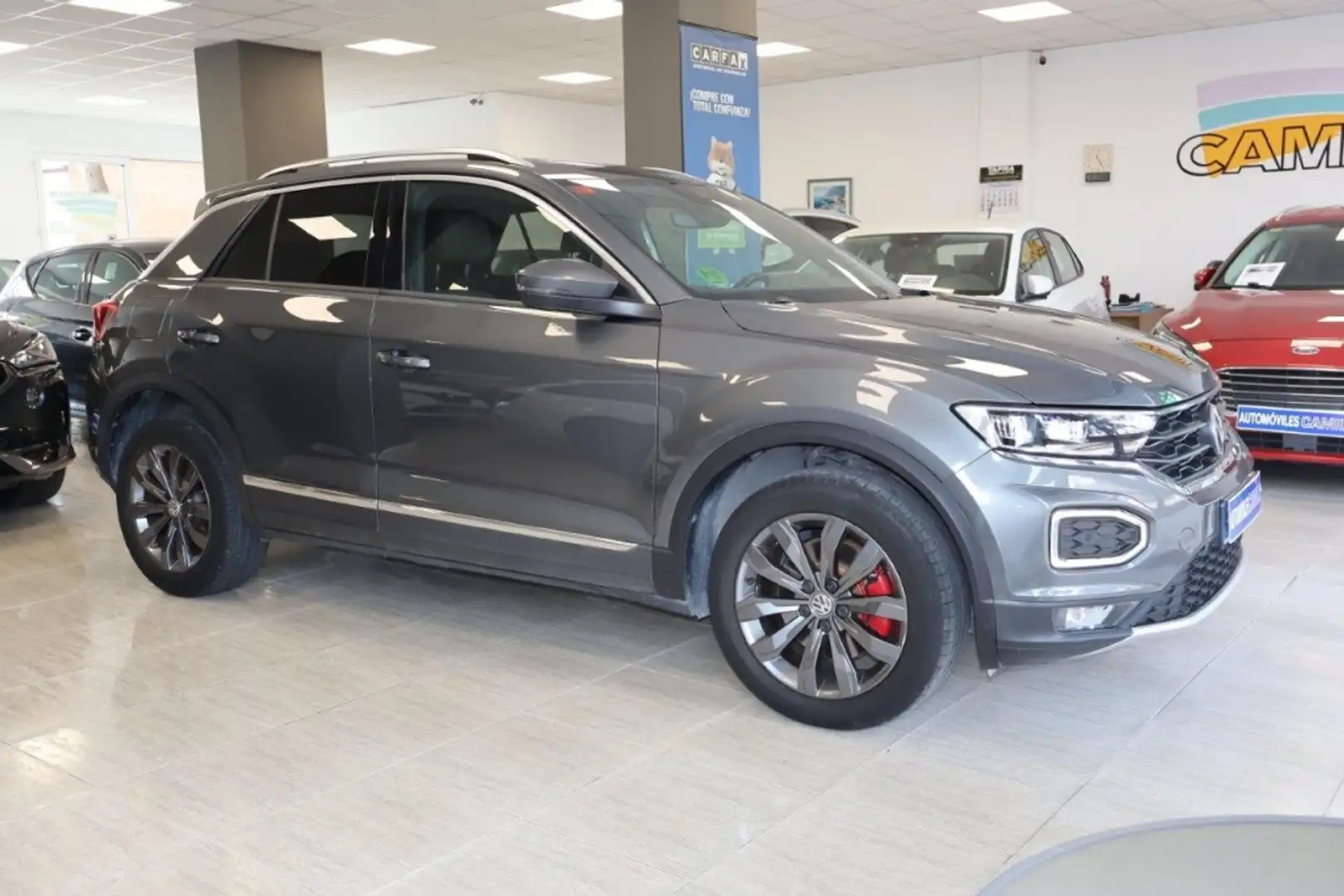 Volkswagen T-Roc 1.5 TSI Sport Gris - 1