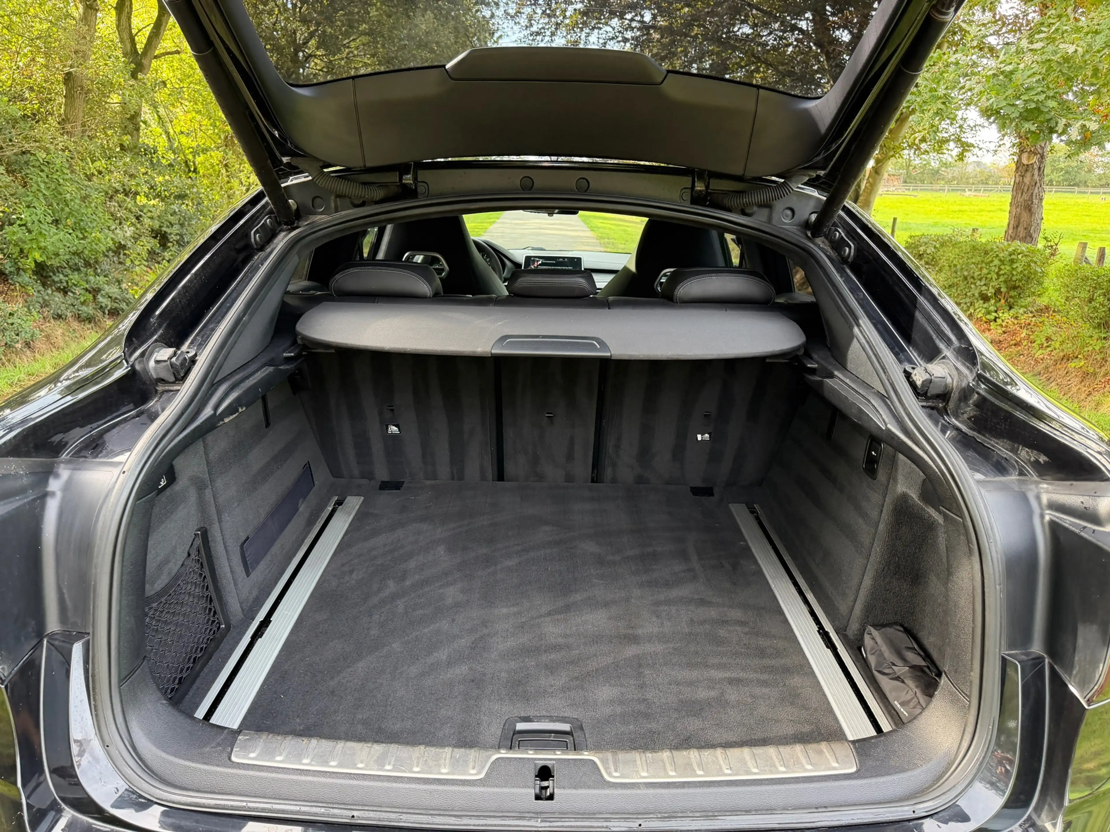 BMW X6 M | Carbon | H&K | Schuifdak | Memory | Hud | 22" in — photo 13