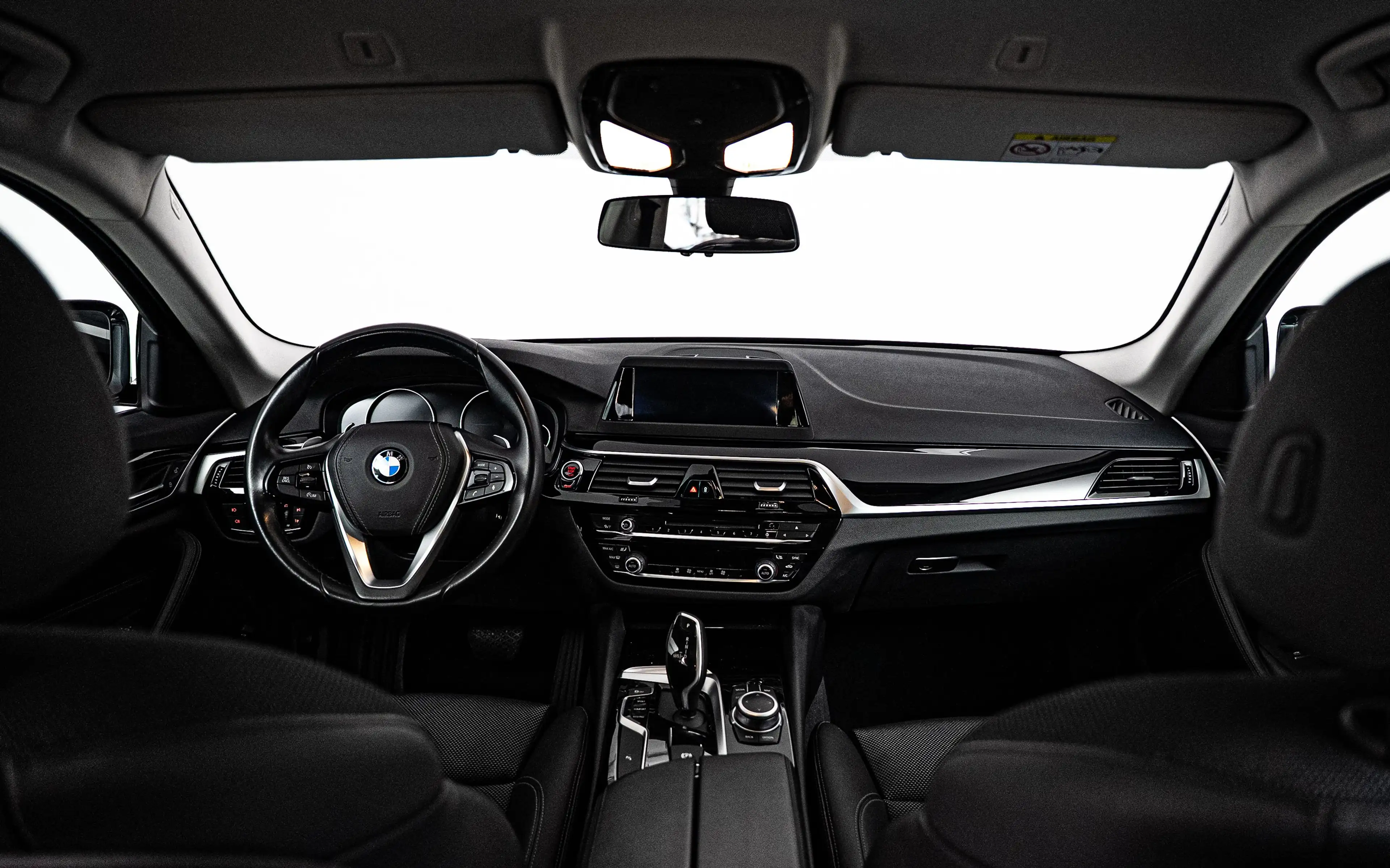 BMW 518 Touring 518 dA AdBlue — photo 11