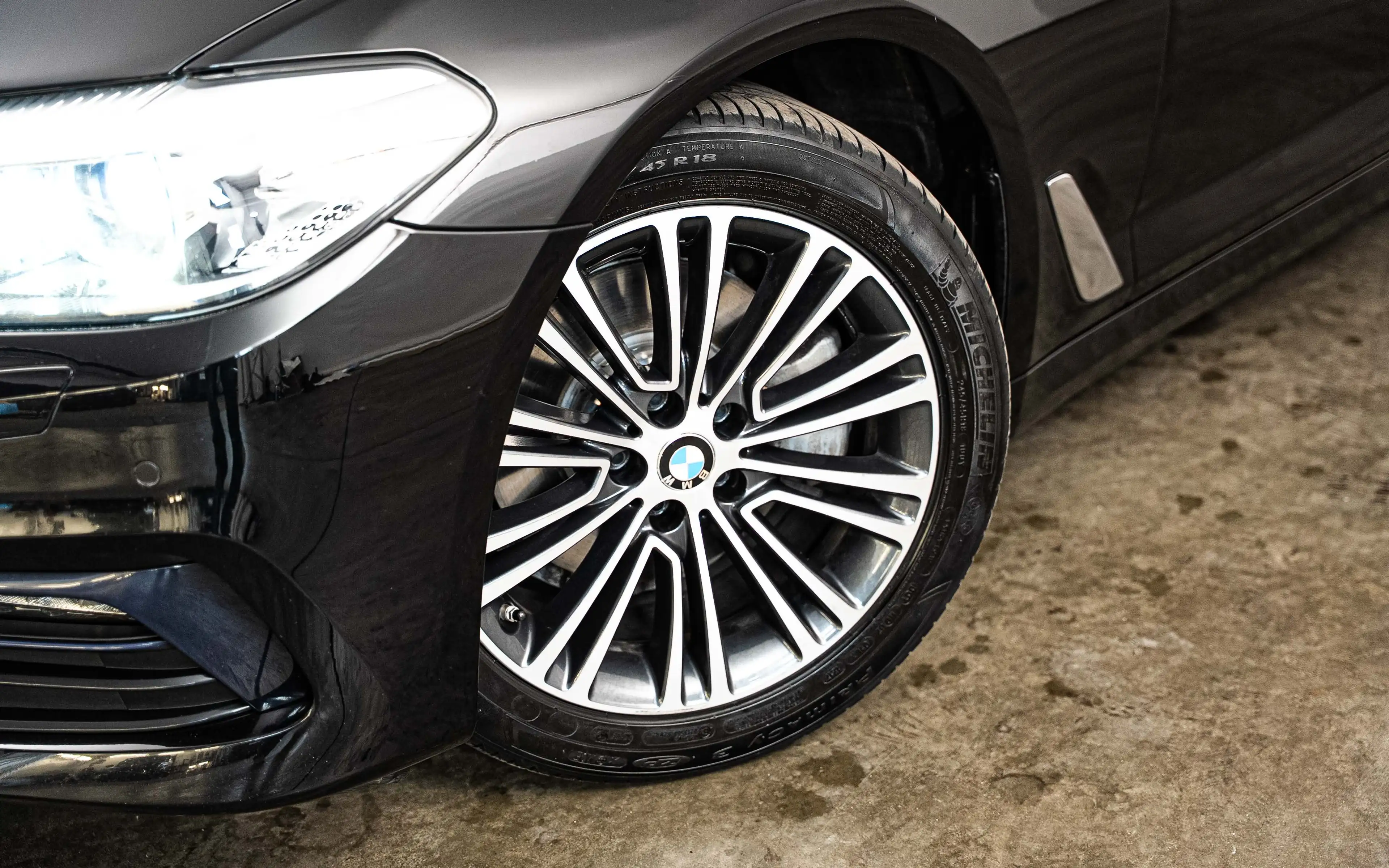 BMW 518 Touring 518 dA AdBlue — photo 5