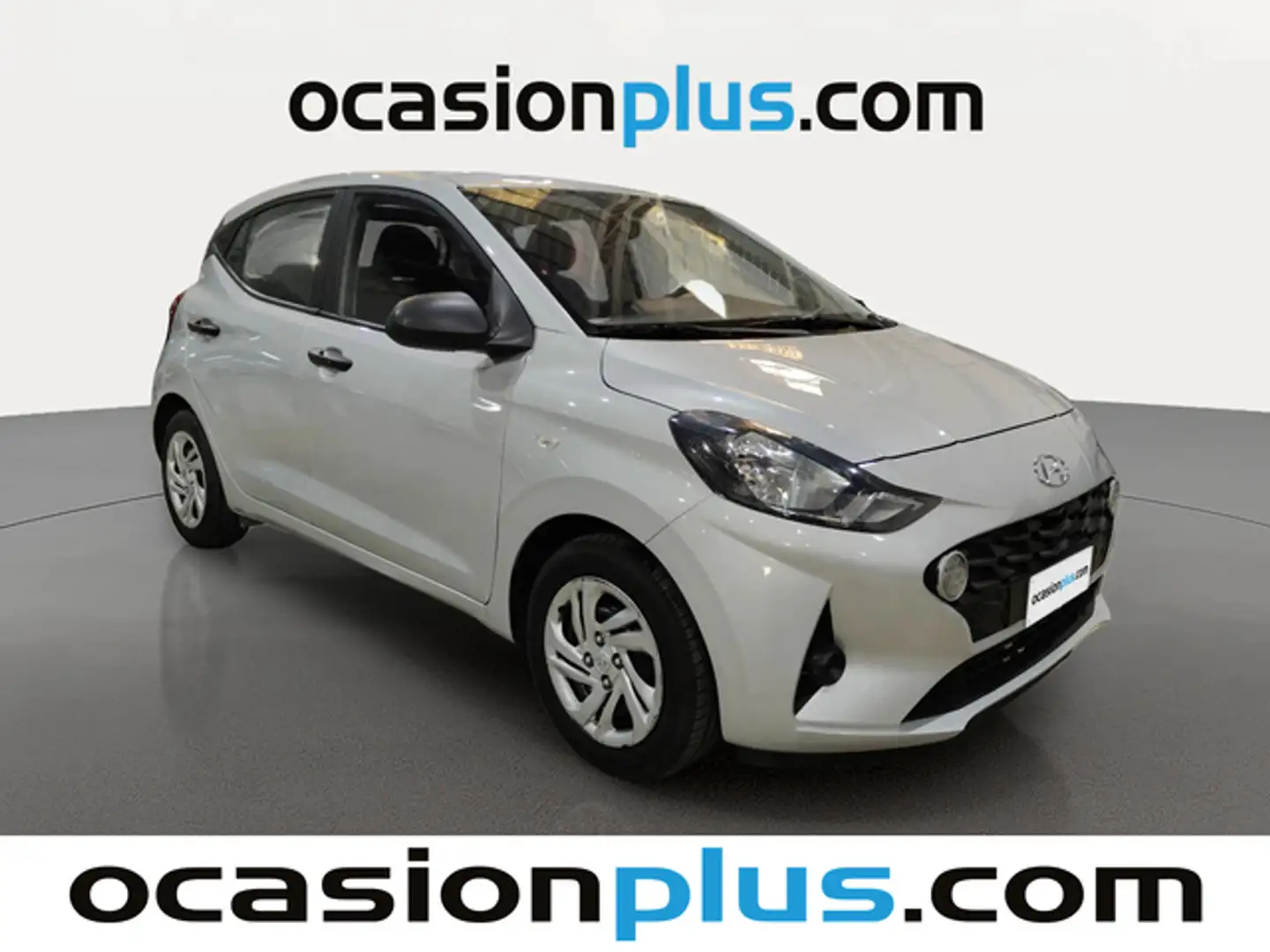 Hyundai i10 1.0 MPI Essence Plateado - 2