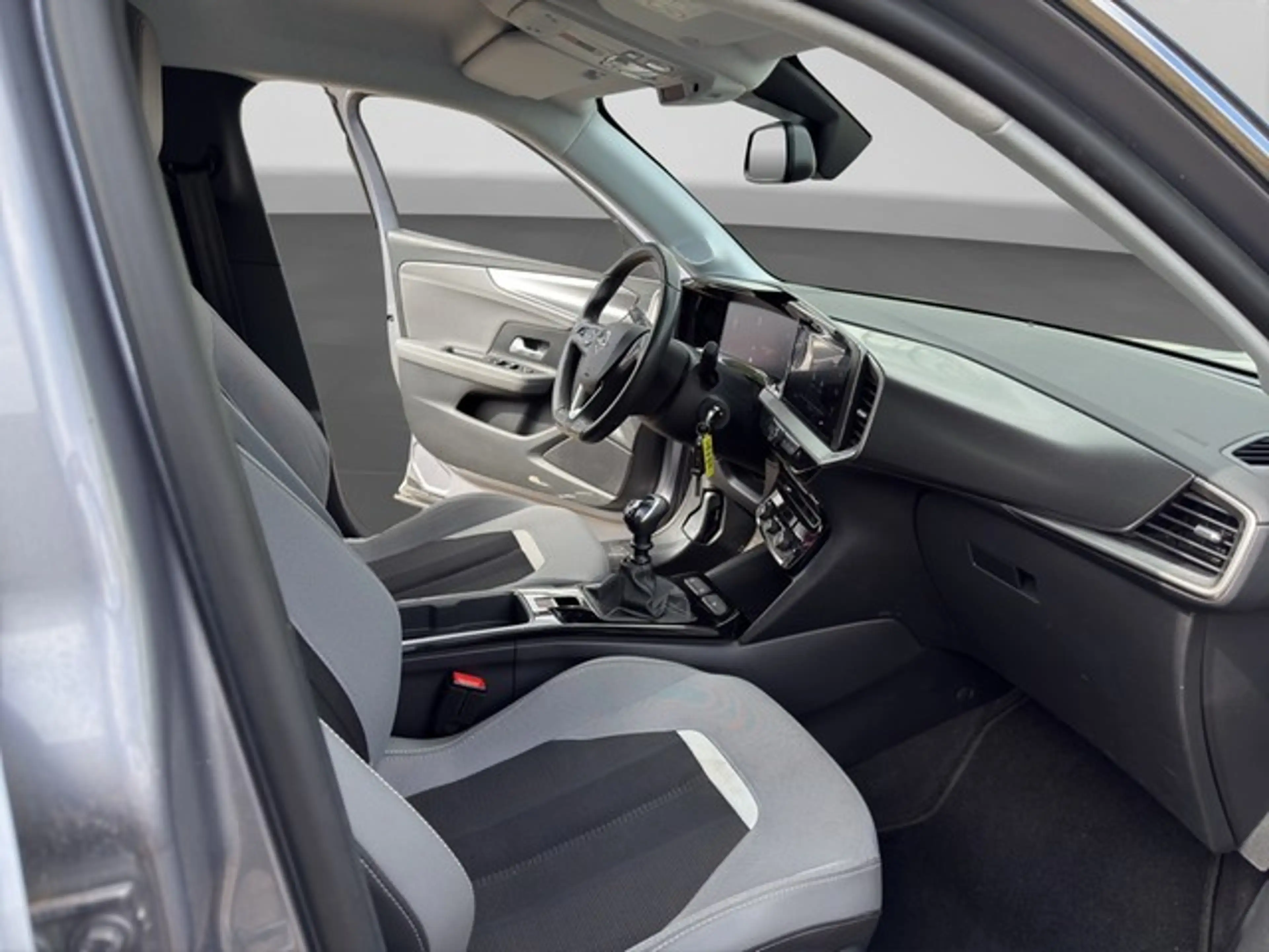 Opel Mokka-E MOKKA ELEGANCE 1.2(74KW)6G S — photo 9