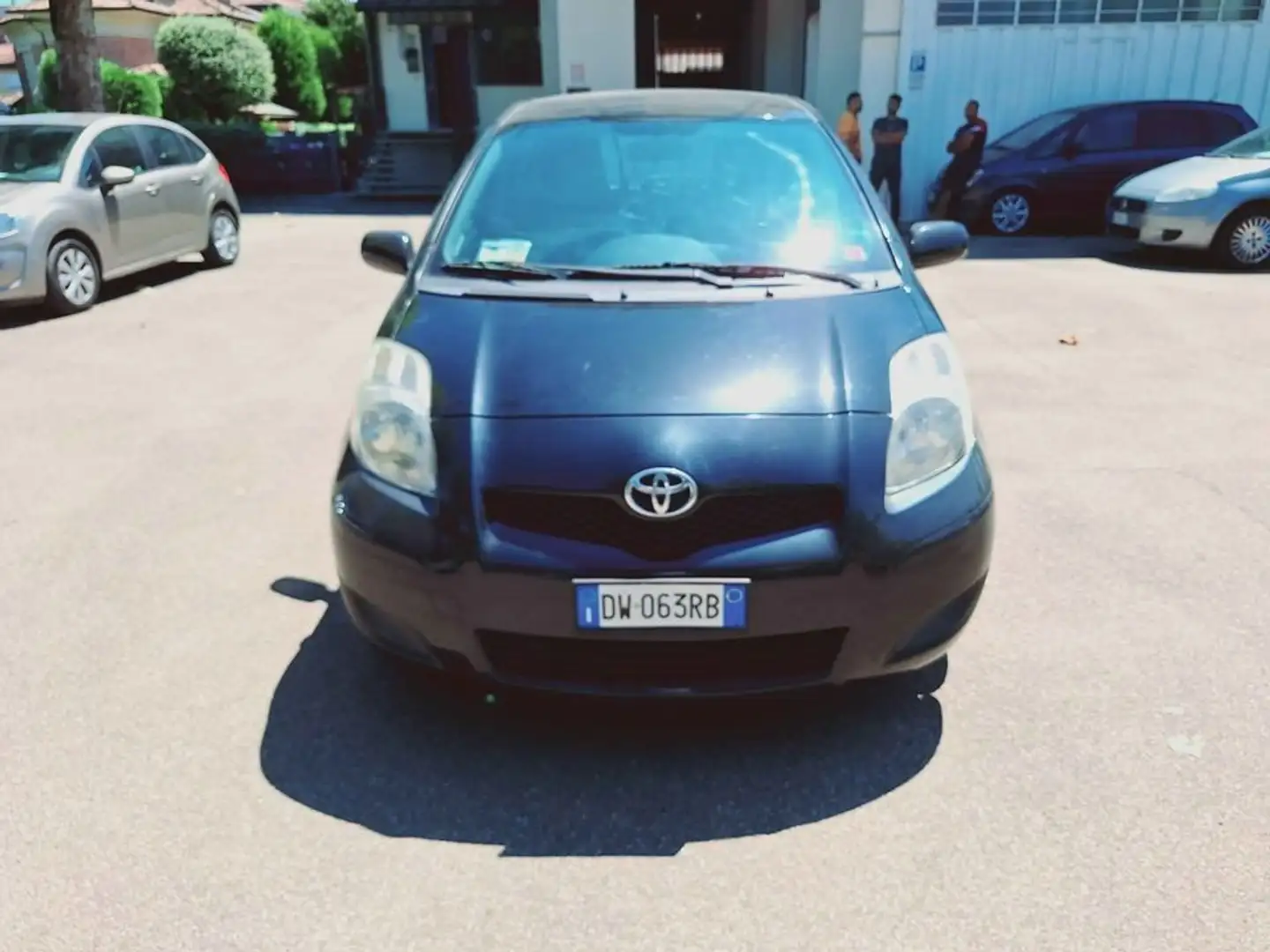 Toyota Yaris Yaris 5p 1.0 Nero - 2