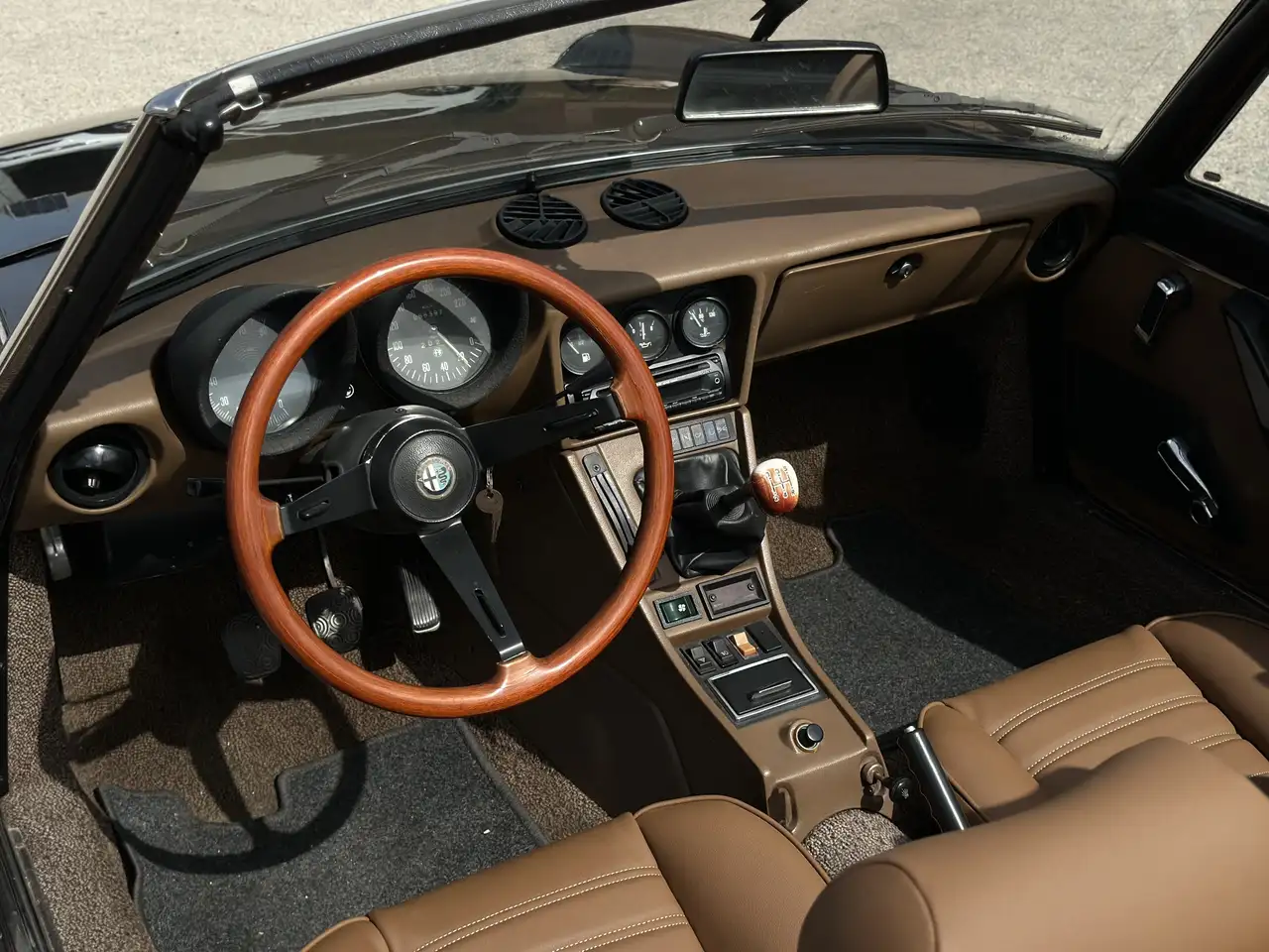 Alfa Romeo Spider 2.0, foto 10