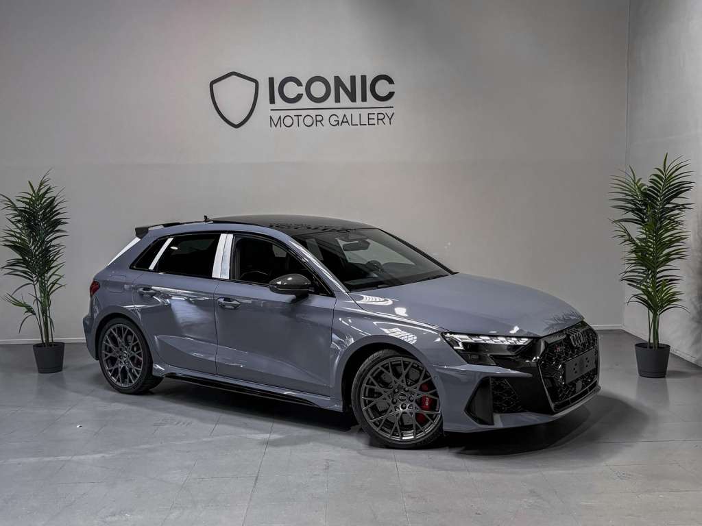 Audi RS3 Sportback quattro S tronic 294kW - foto 1