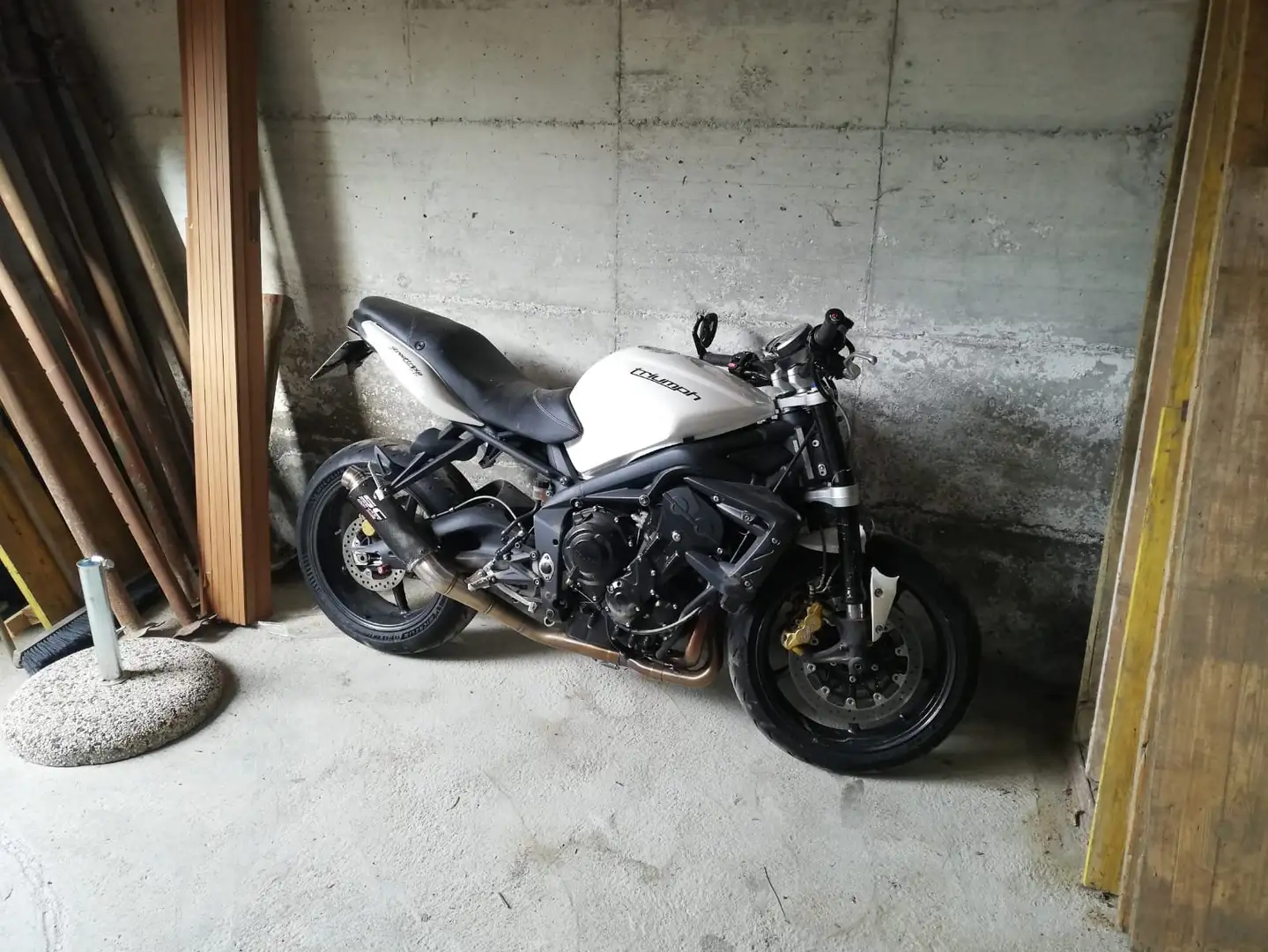 Triumph Street Triple 675 Blanc - 1