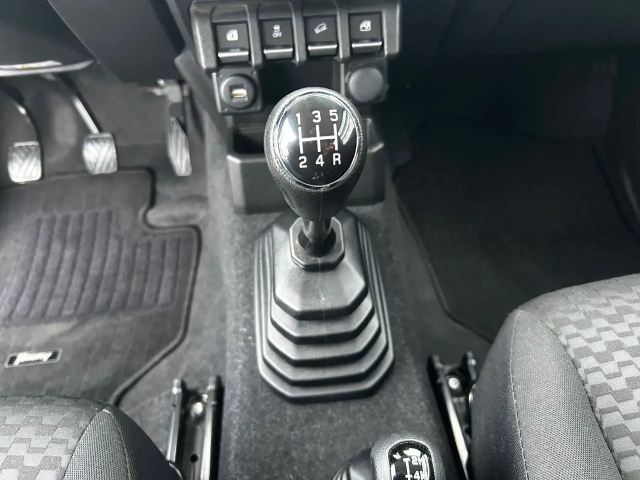 Suzuki Jimny Comfort*AllGrip*Notrad*SHZ* 16