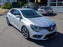 Renault Megane TCe 160 EDC BOSE Edition AUTOMATIK / NAVI / CARPLAY * ANDROID AUTO