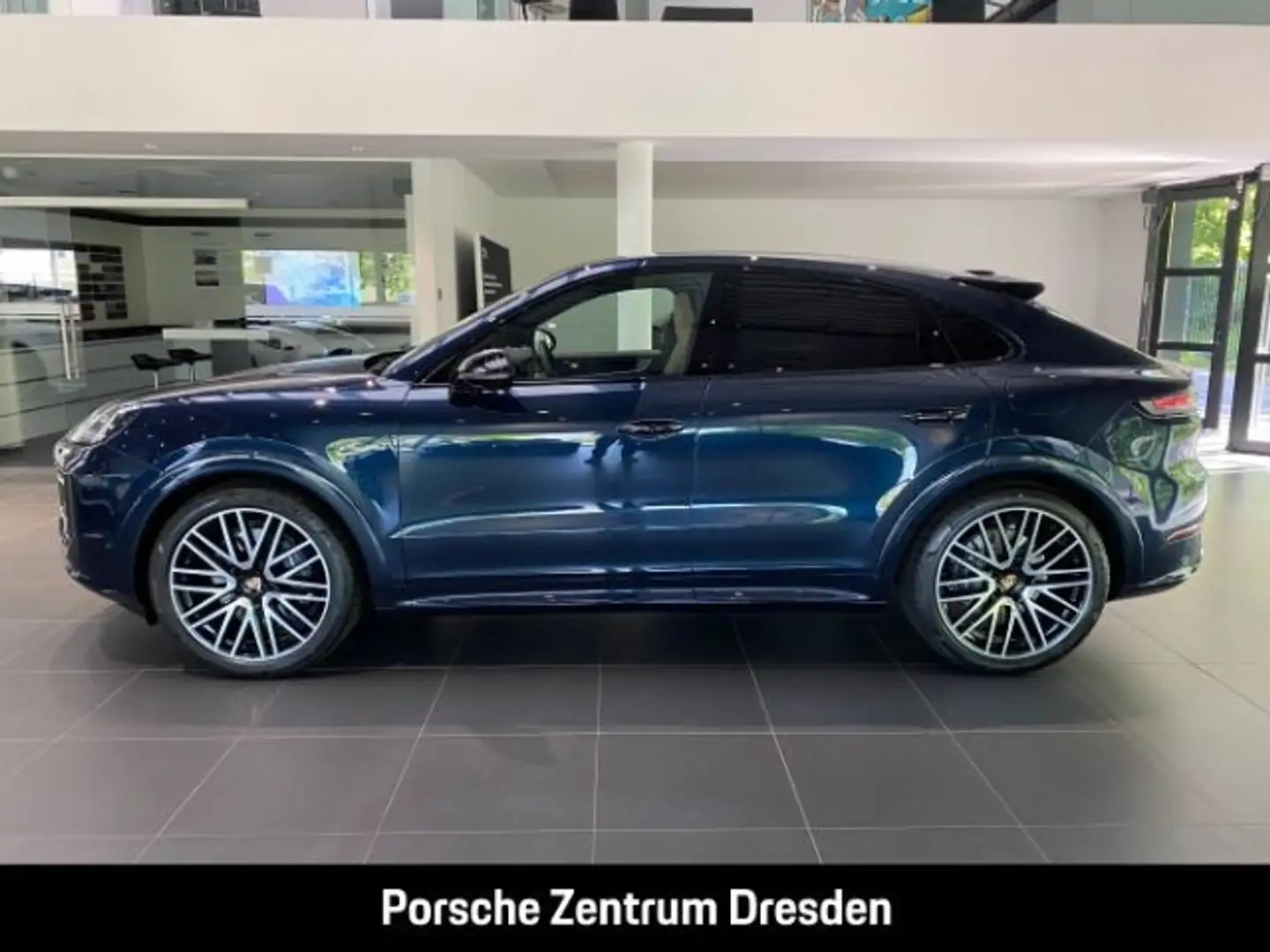Porsche Cayenne E-Hybrid Coupe Bleu - 2