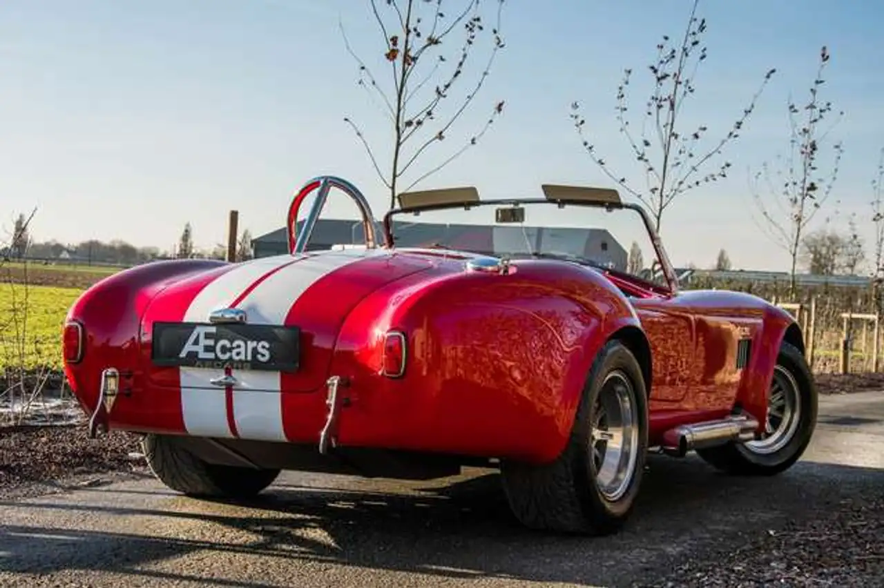 AC Cobra SUPERFORMANCE *** ROUSH 427R - V8 / MONZA RED ***, foto 2