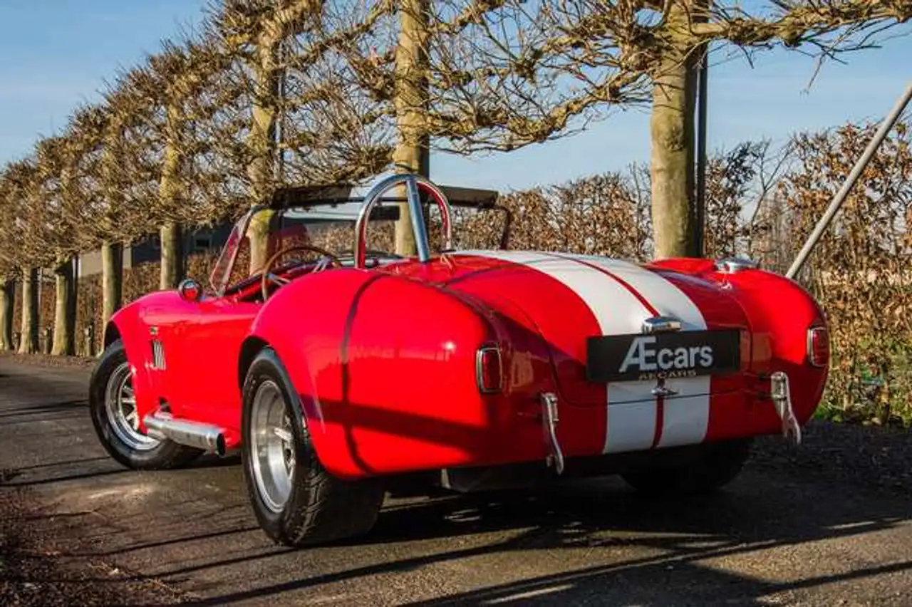 AC Cobra SUPERFORMANCE *** ROUSH 427R - V8 / MONZA RED ***, foto 3