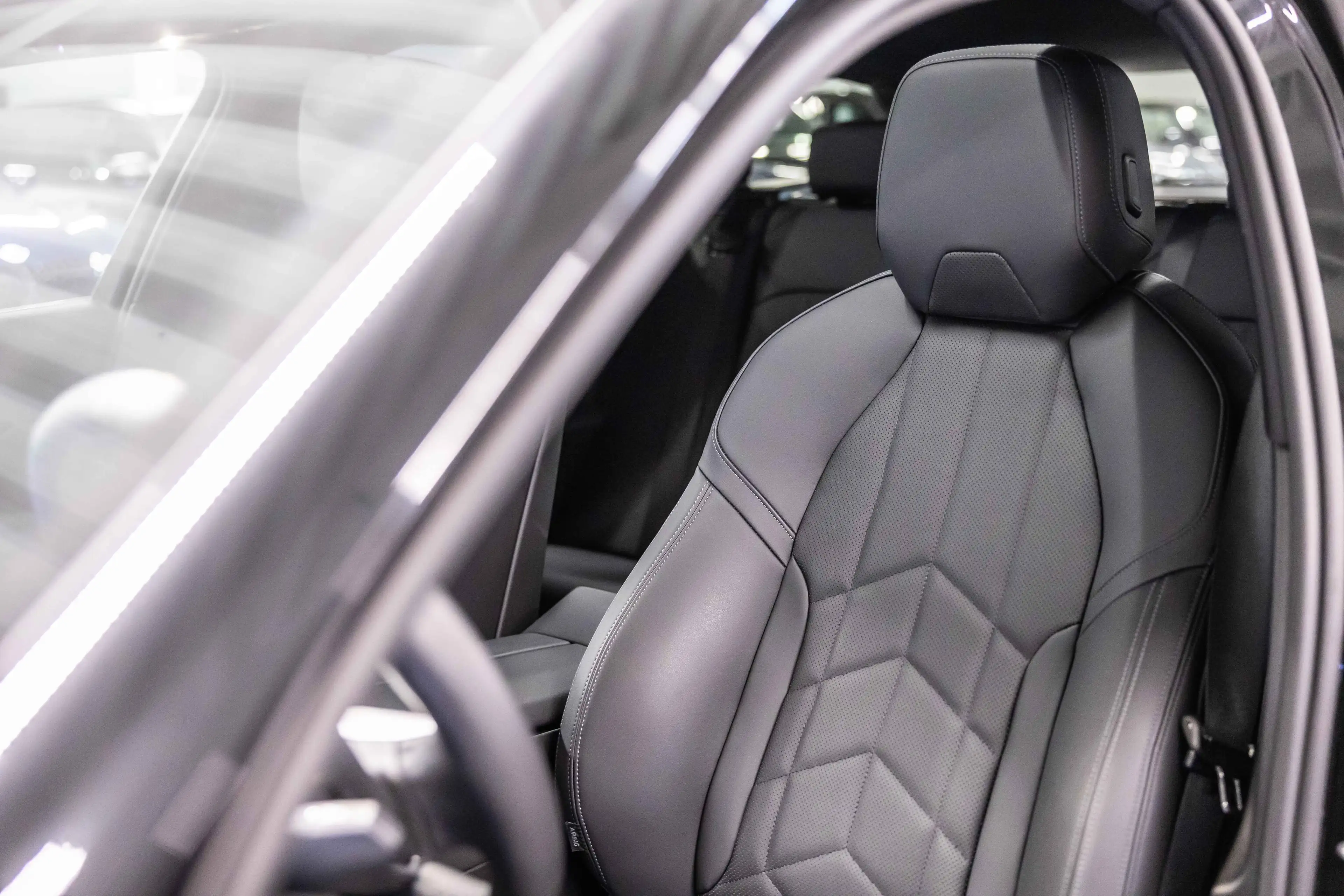 BMW i5 eDrive40 Touring M Sport | PANO | — photo 14