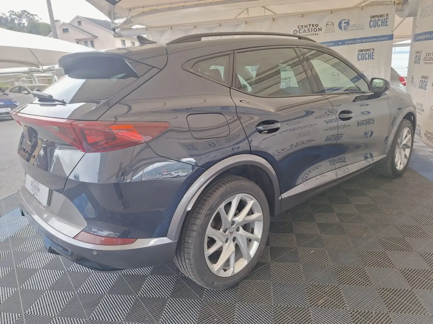 CUPRA Formentor 1.5 TSI 150 Blau - 2