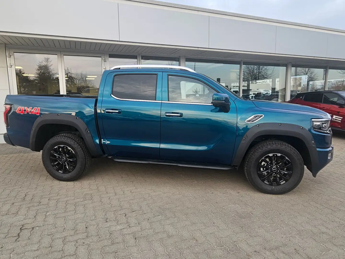 Foton 4 Ultra Mild Hybrid 4x4 360° LED ACC SHZ Grün - 2