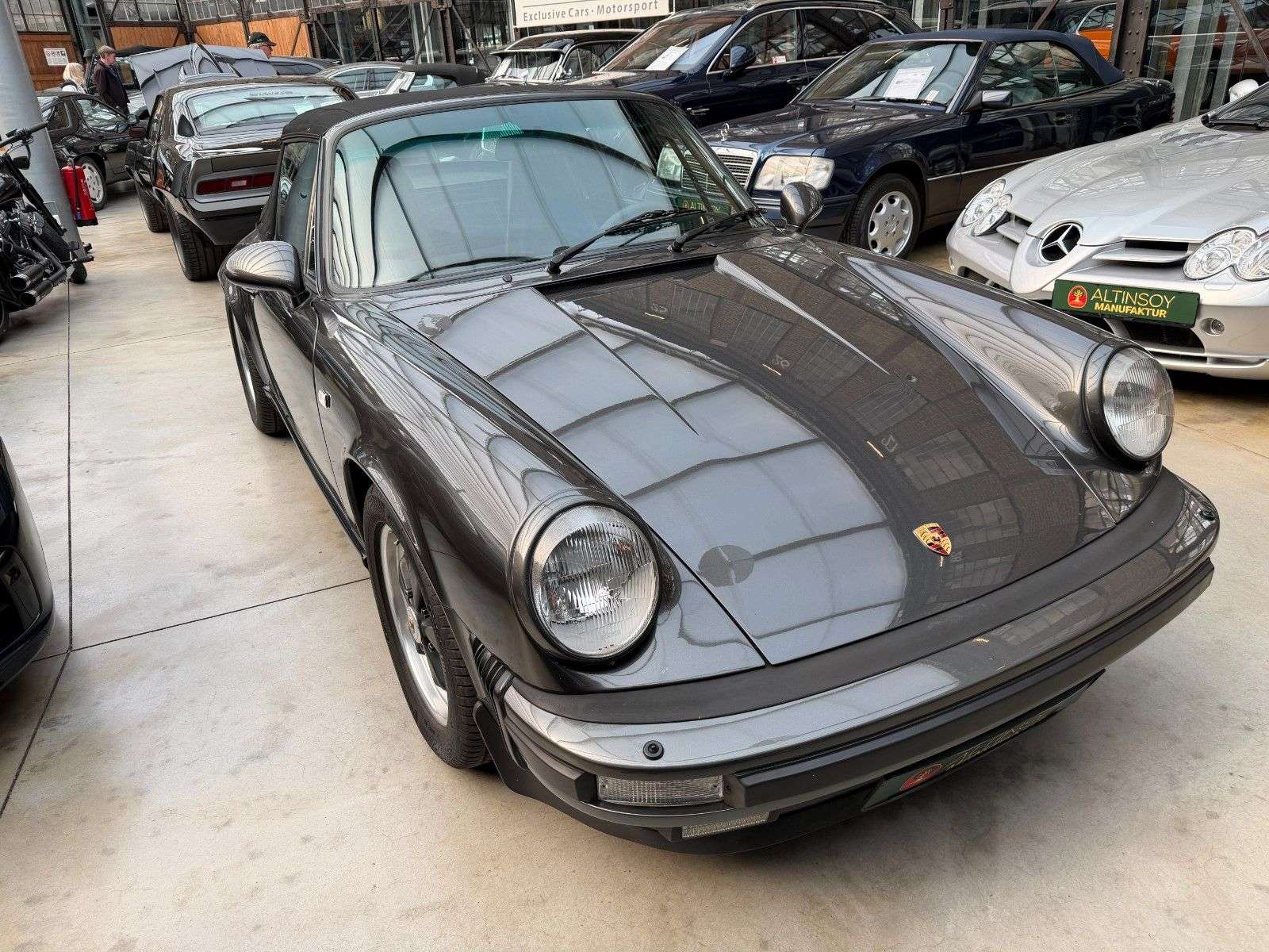 Second hand Porsche 911 