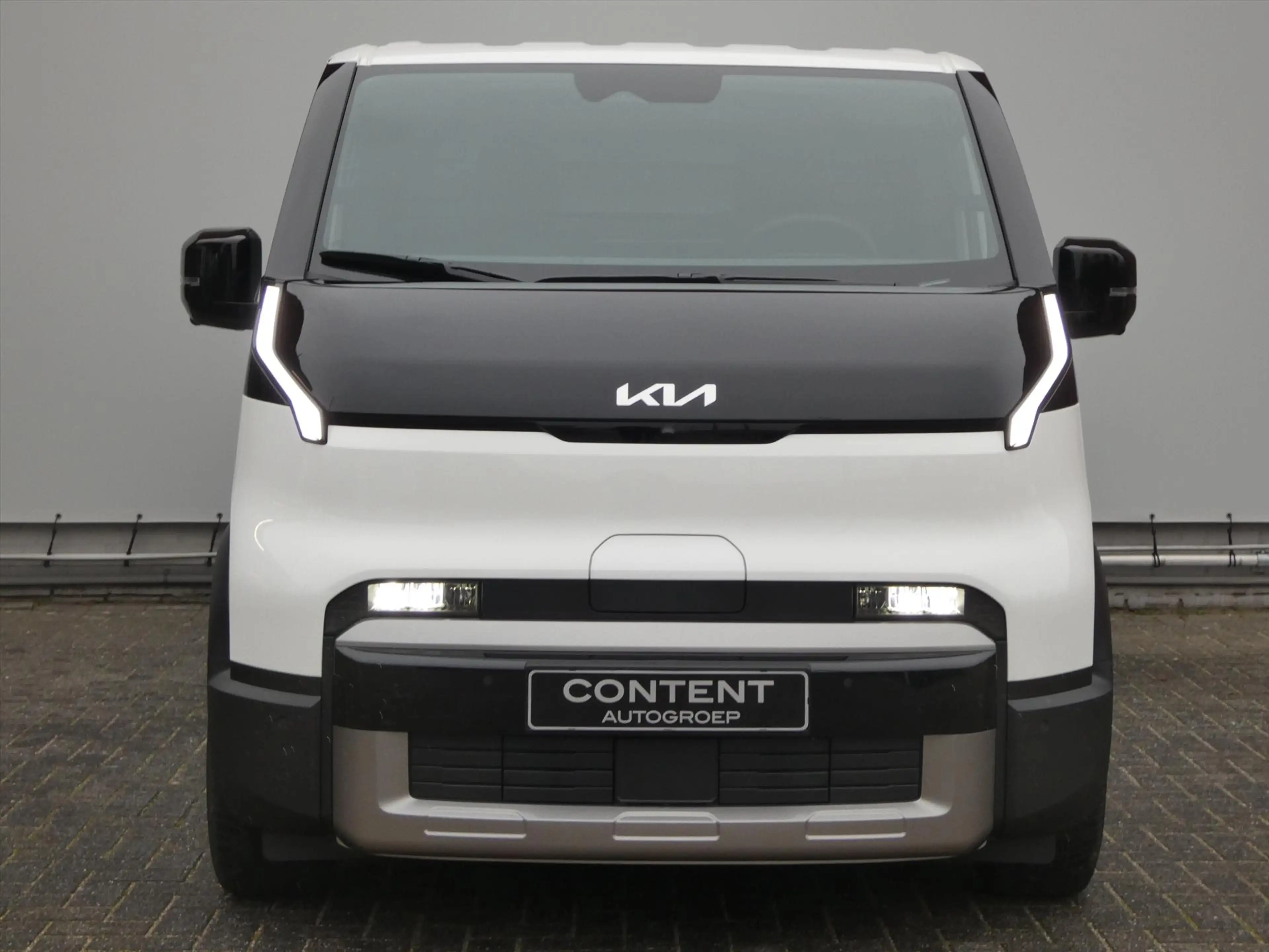 Kia PV5 Cargo GB 71,2 kWh 163pk L2H1 Elite — photo 2