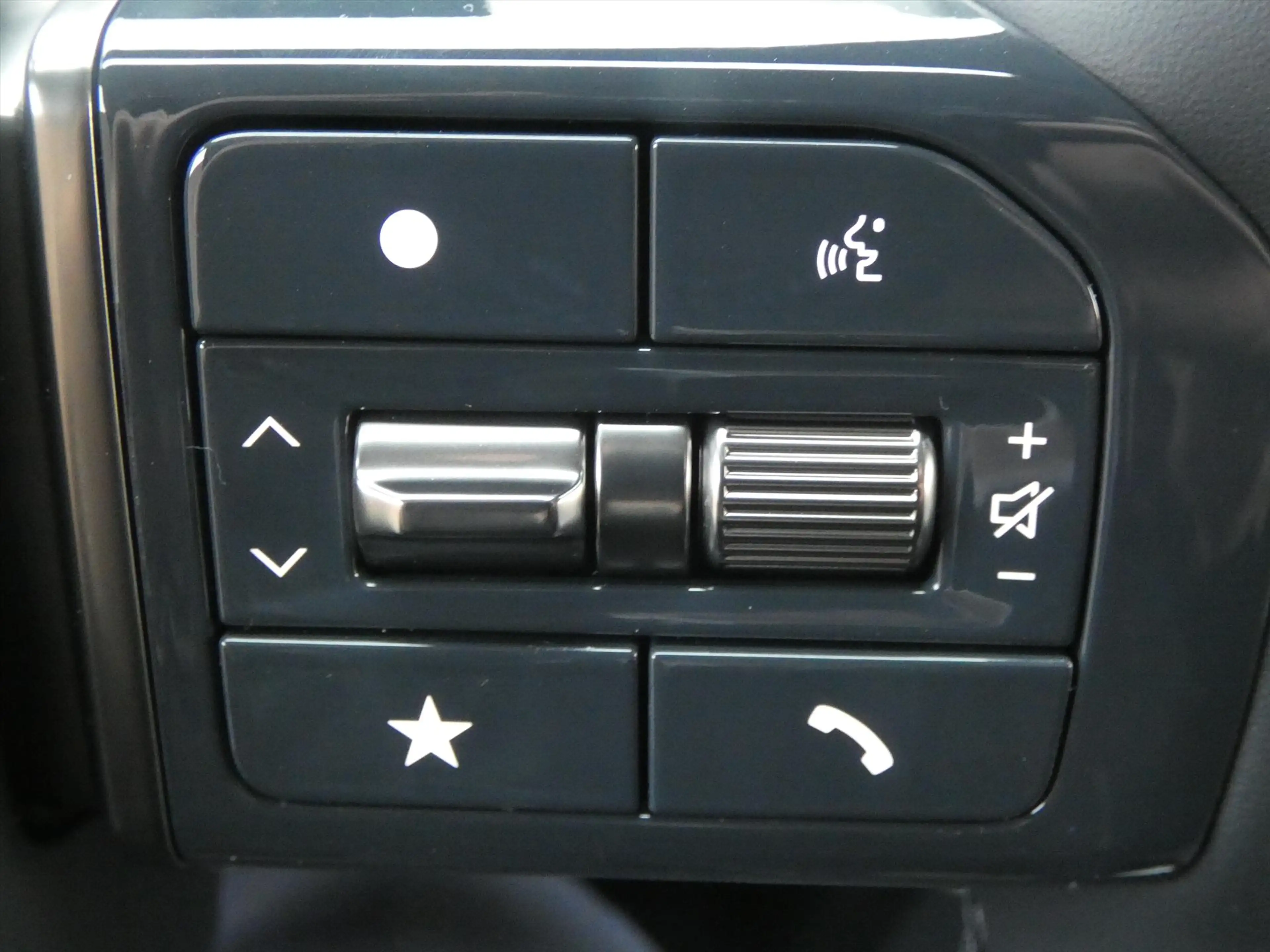 Kia PV5 Cargo GB 71,2 kWh 163pk L2H1 Elite — photo 16