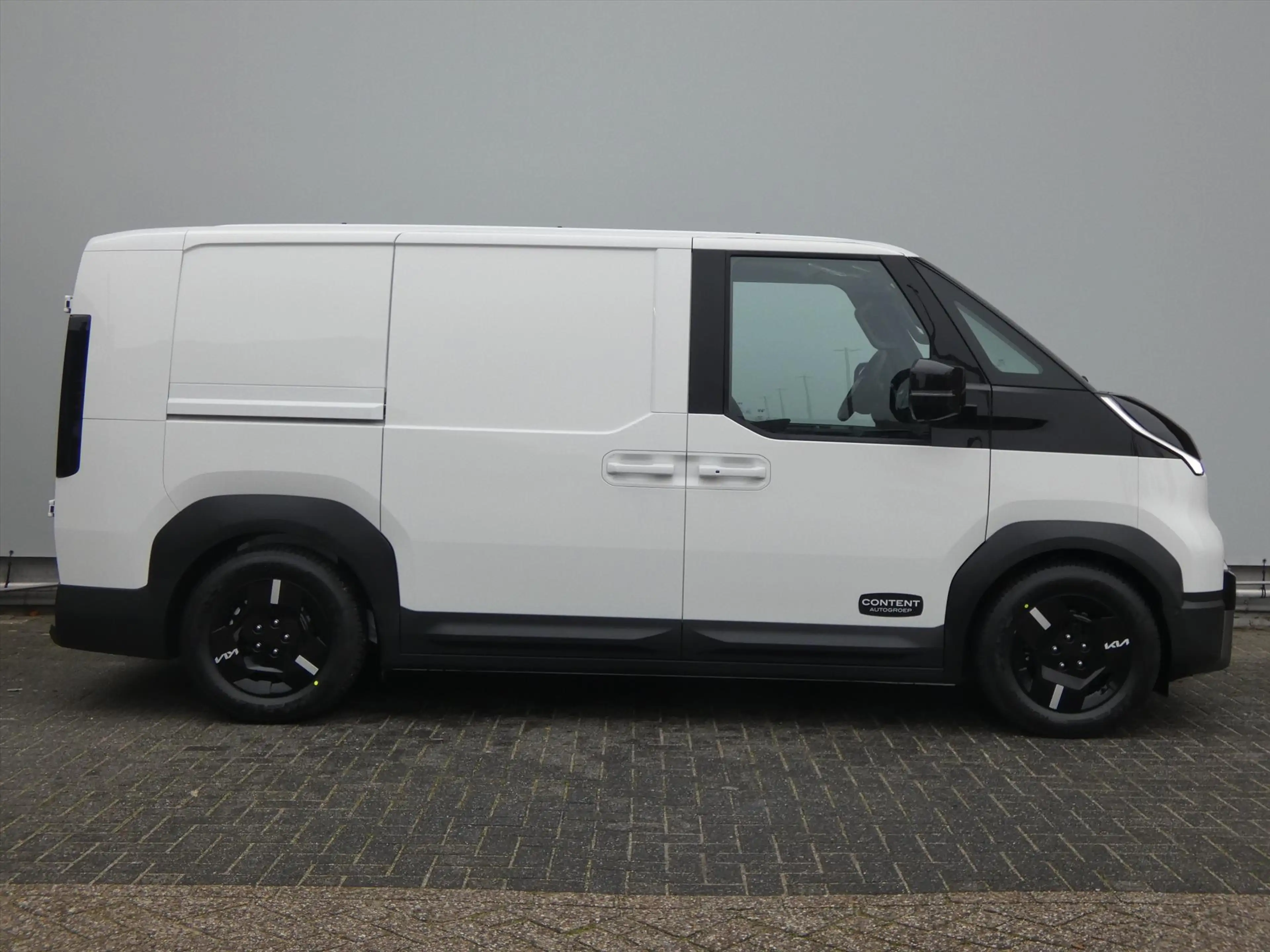 Kia PV5 Cargo GB 71,2 kWh 163pk L2H1 Elite — photo 4