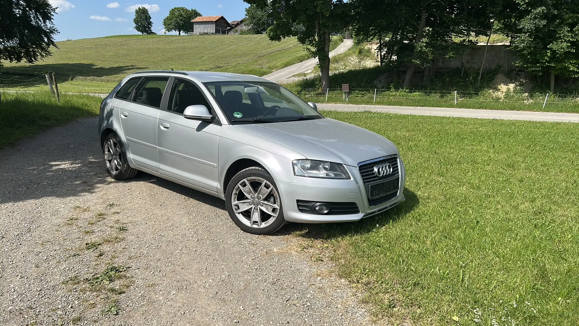 Audi A3 2.0 TDI Ambition (103kW) Grau - 2