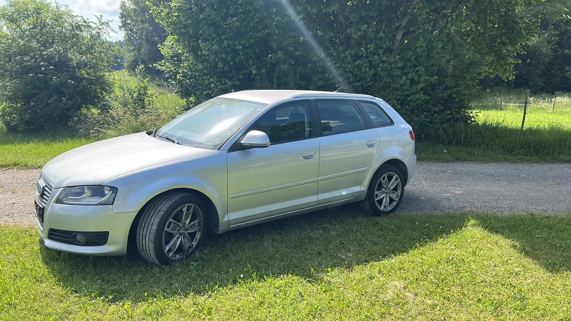 Audi A3 2.0 TDI Ambition (103kW) Grau - 1