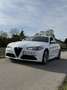 Alfa Romeo Giulia Super 2,2 180 AT RWD - thumbnail 3