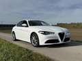 Alfa Romeo Giulia Super 2,2 180 AT RWD - thumbnail 4