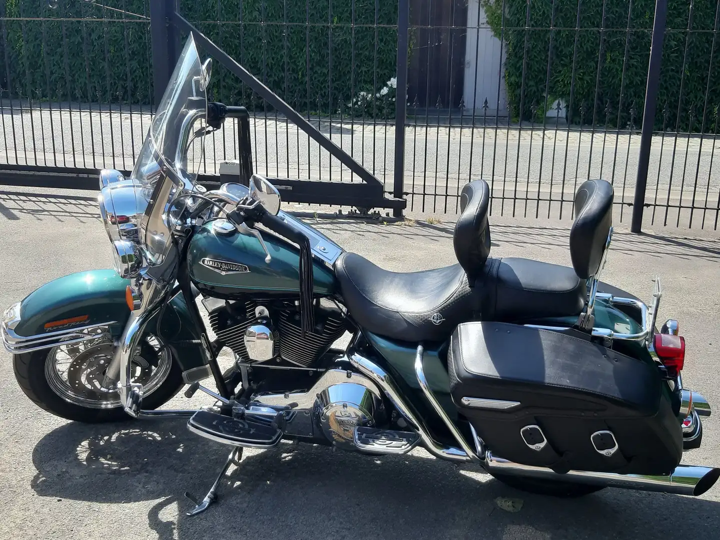 Harley-Davidson Road King FLHRCI Groen - 2