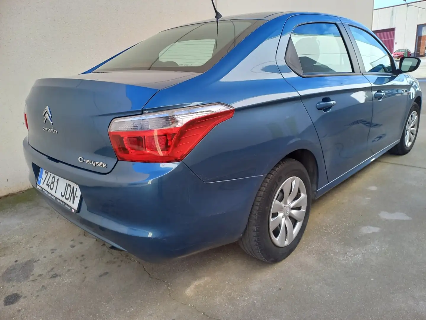 Citroen C-Elysée 1.6HDi Seduction 92 Azul - 2