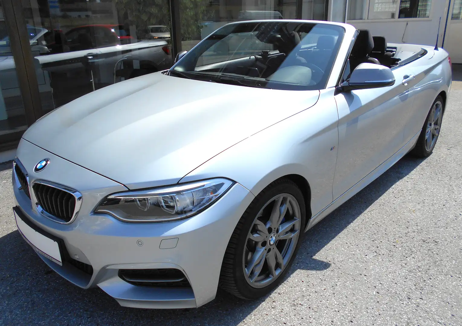 BMW 235 M235i xDrive Cabrio*TOP ZUSTAND*NAVI*18"ALU* Argent - 2