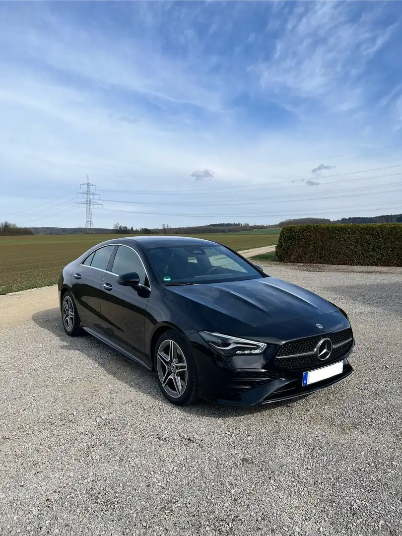 Mercedes-Benz CLA 200 CLA 200, AMG Line, Pano, Navi, Anhängerkupplung Schwarz - 1