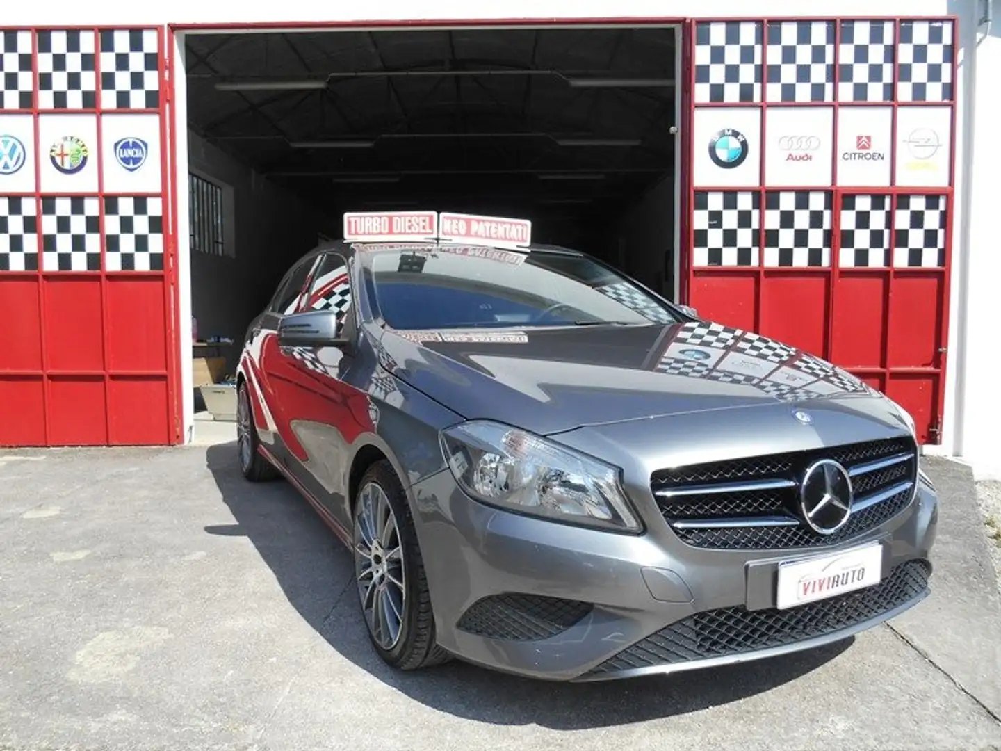 Mercedes-Benz A 180 cdi Sport auto X NEOPATENTATI Grigio - 1