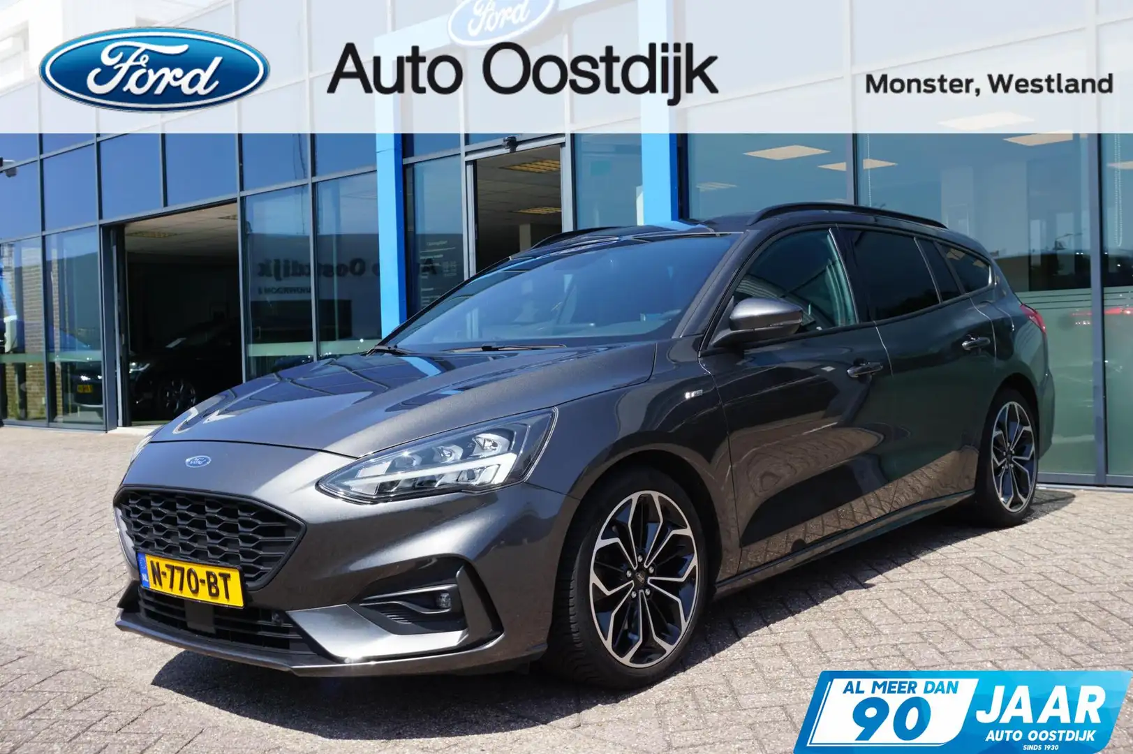 Ford Focus Wagon 1.0 EcoBoost ST Line 125PK Automaat Winterpa Grijs - 1