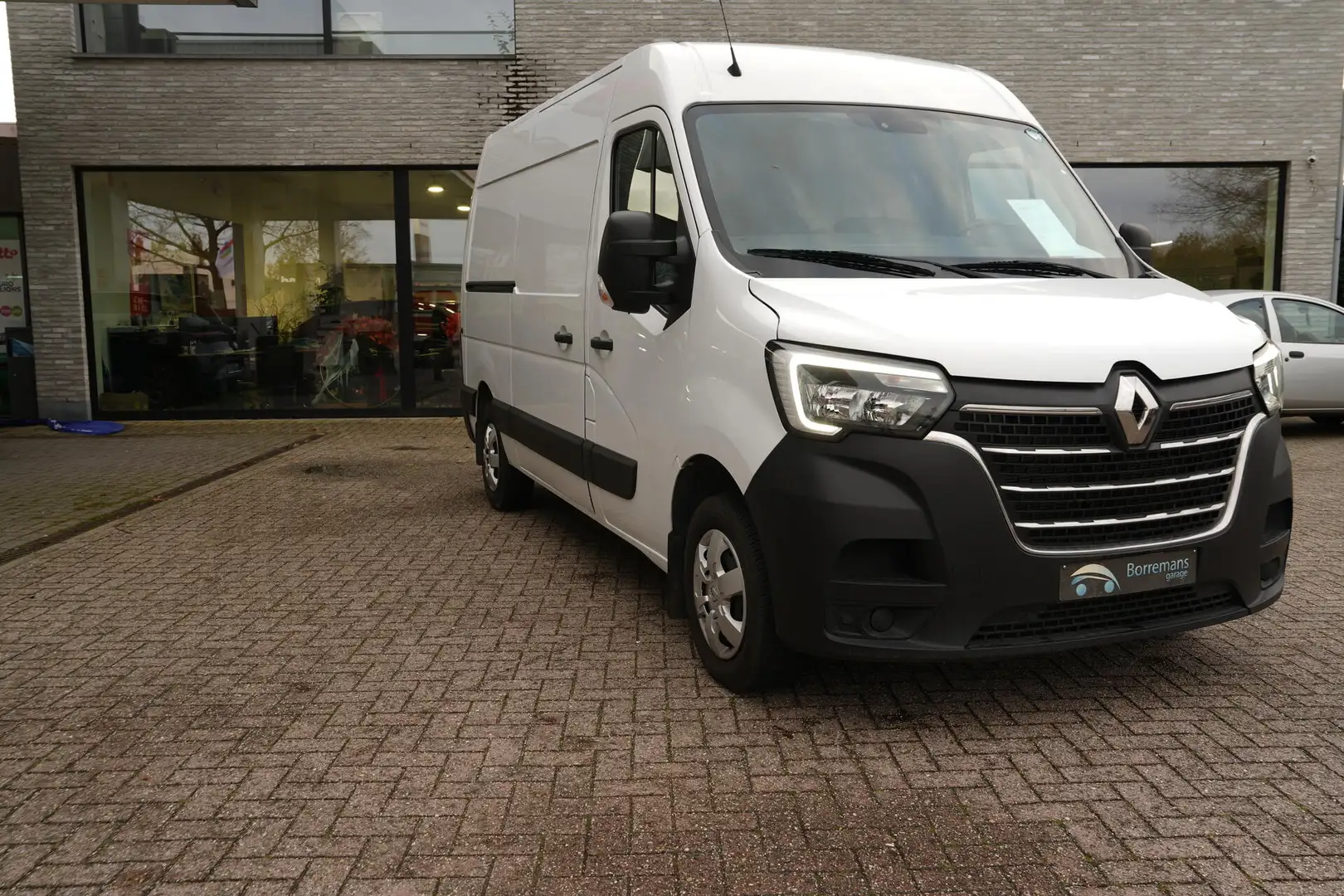 Renault Master 2.3 DCI 135 BLUE CONFORT L2H2 Parkeerhulp/Navi/... Blanc - 1