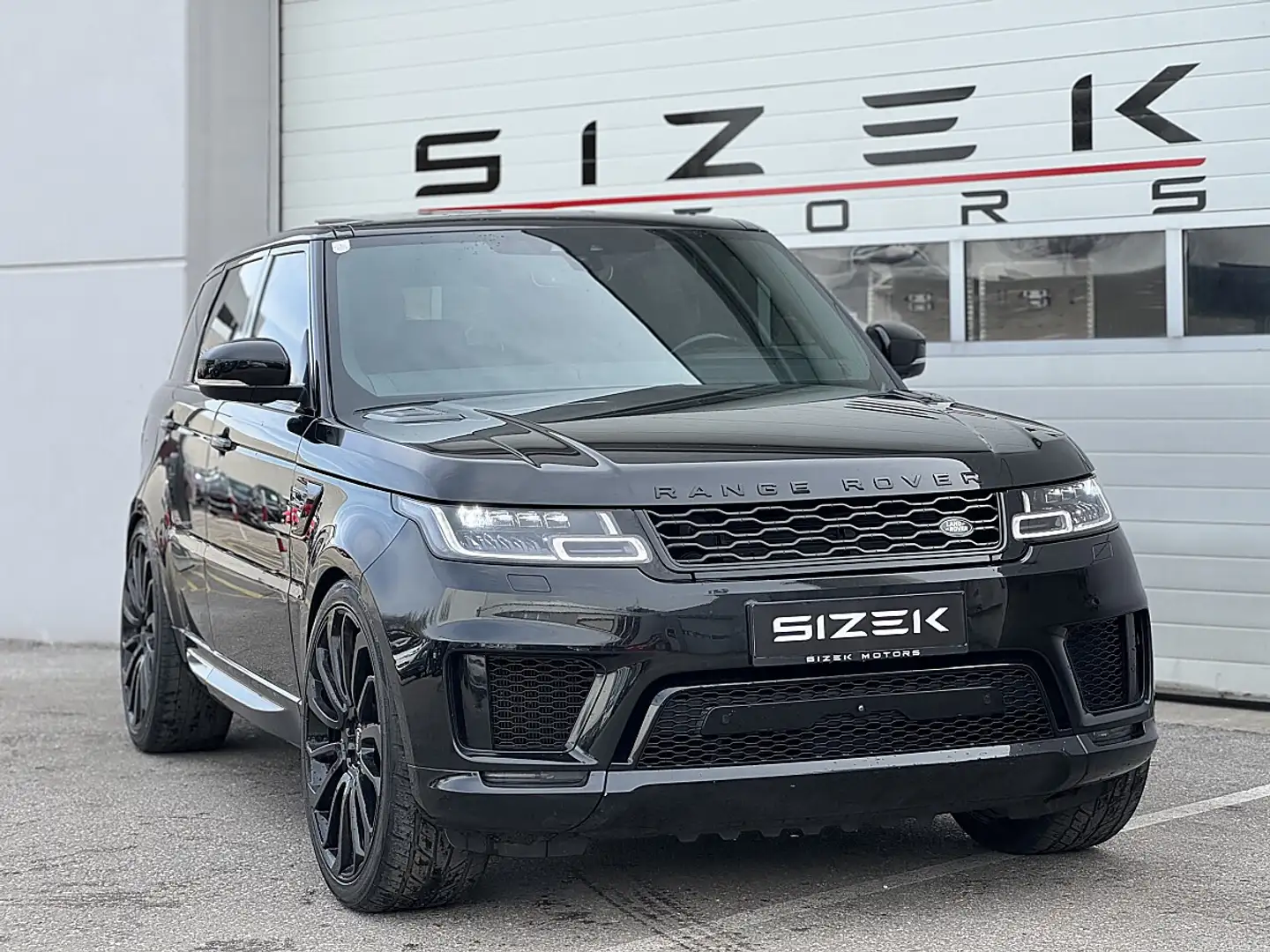 Land Rover Range Rover Sport 3,0 SDV6 HSE Dynamic Aut.|FACELIFT|AHK|LED|PANO Schwarz - 2