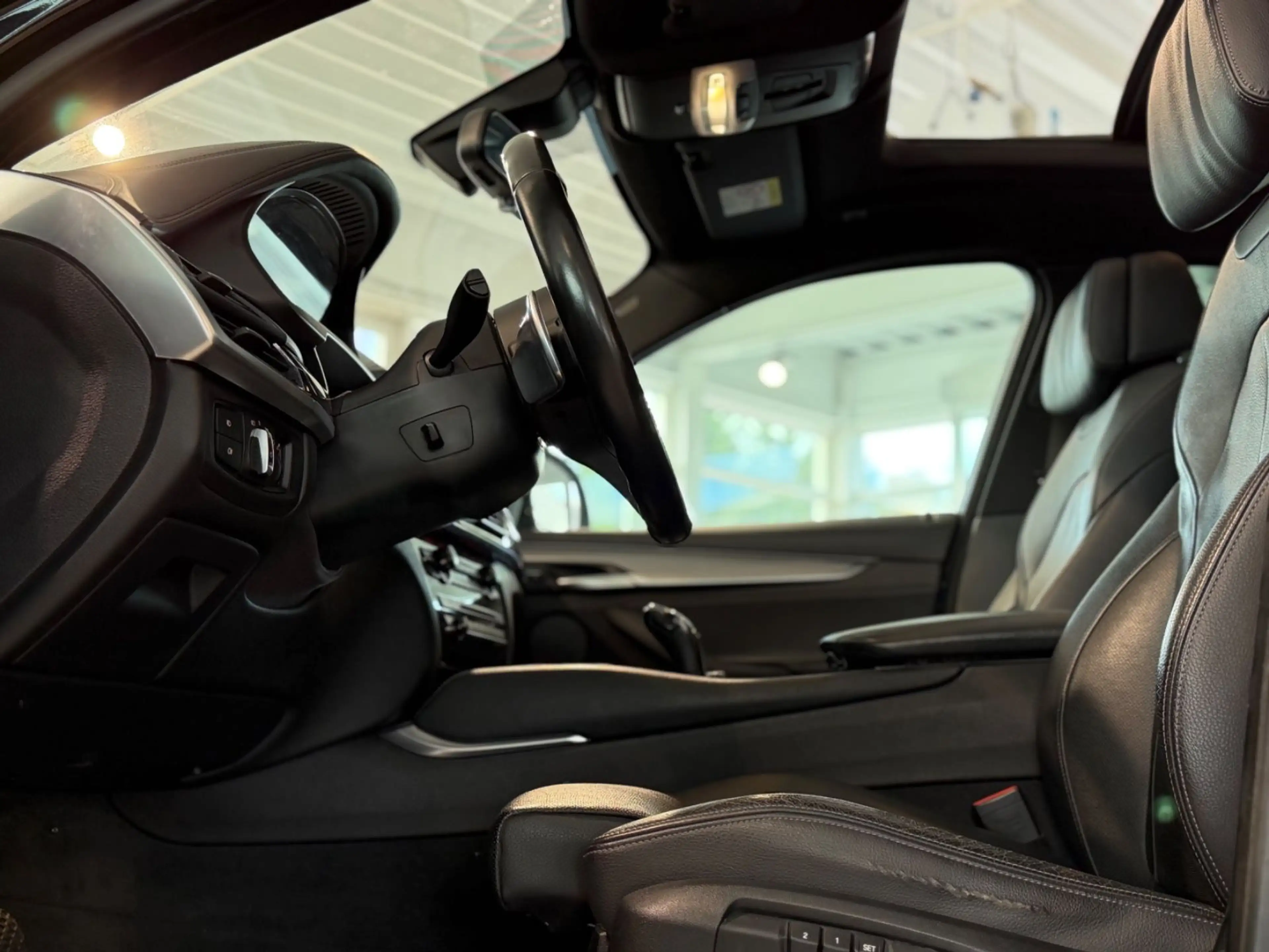 BMW X6 xDrive 40 d* M-PAKET *NAVI*S-DACH*RFK*HEAD-UP — photo 13