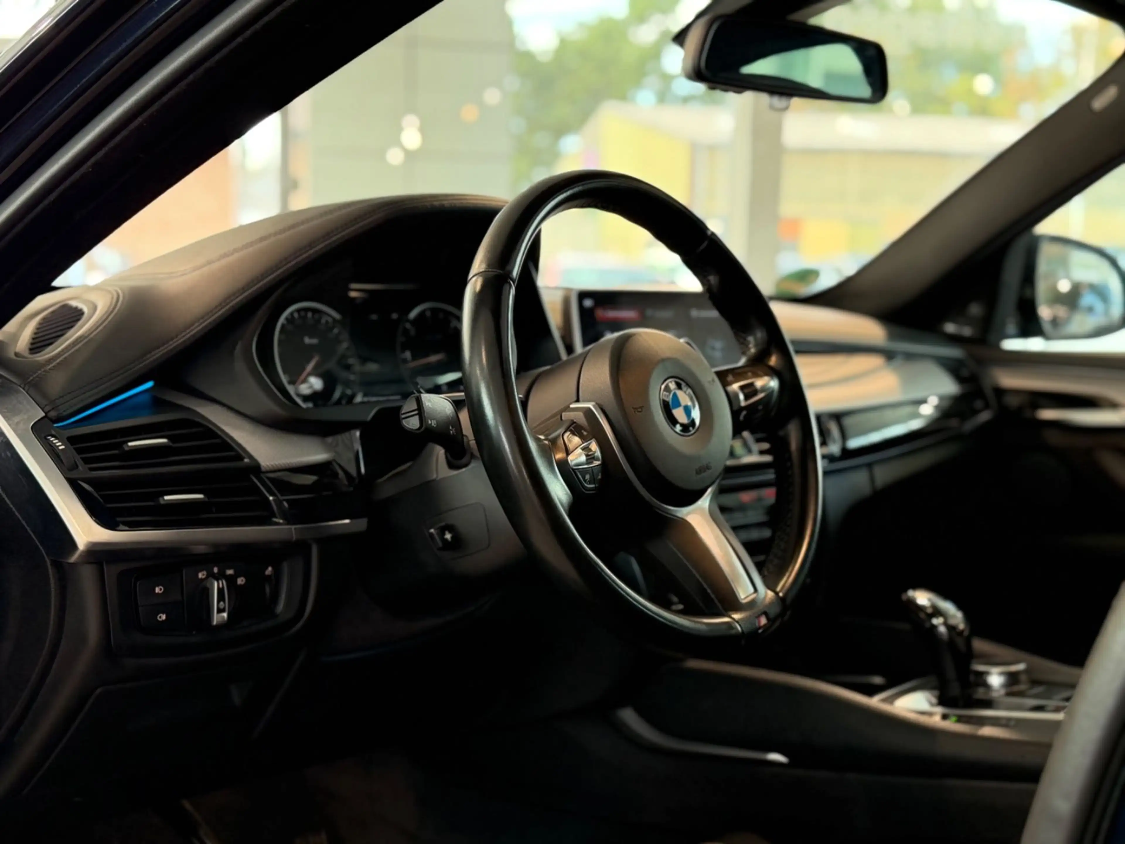 BMW X6 xDrive 40 d* M-PAKET *NAVI*S-DACH*RFK*HEAD-UP — photo 15