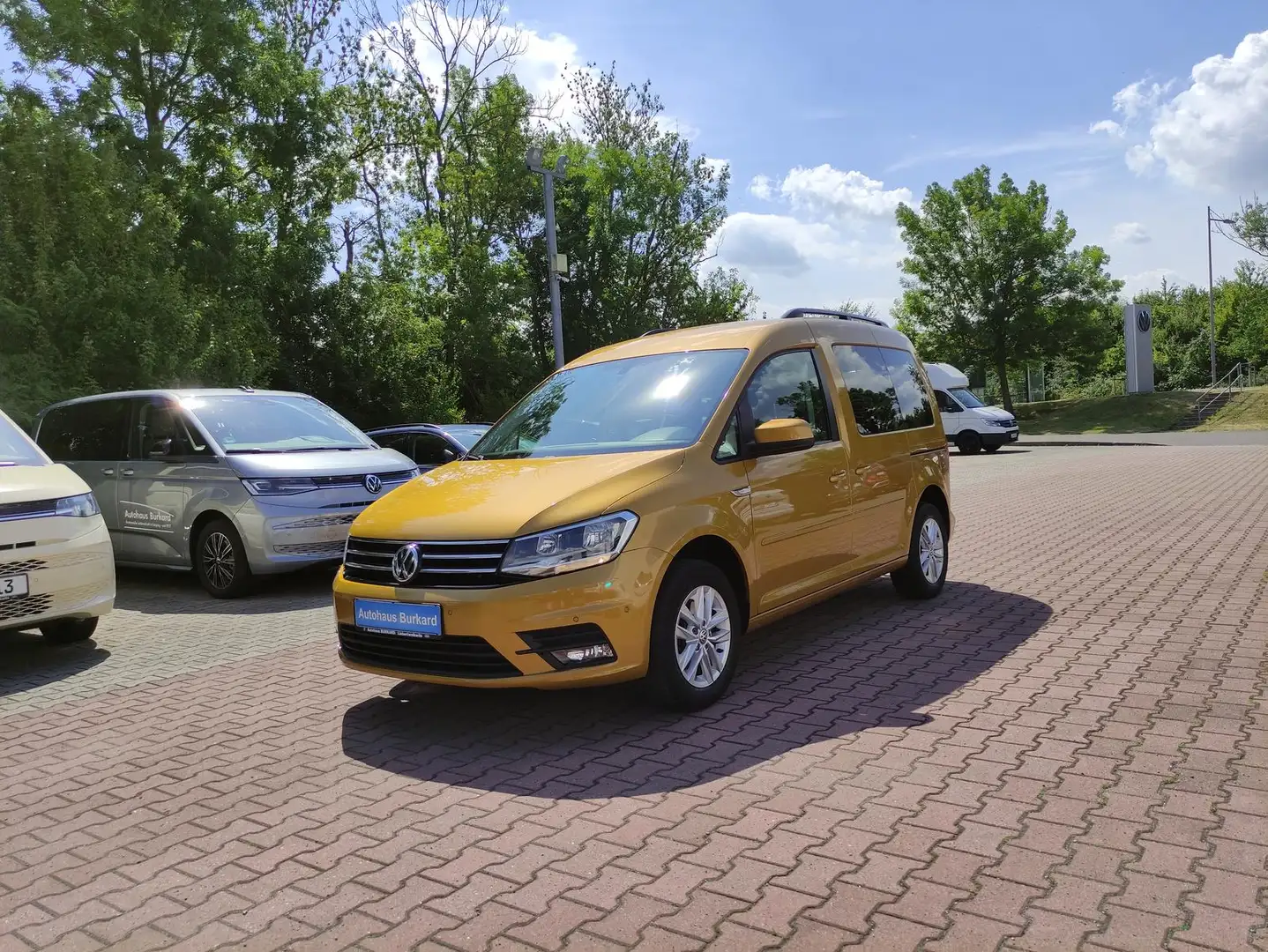Volkswagen Caddy Comfortline 1.0 TSI+102Ps+AHZV+DAB+ACC+PDC Geel - 1