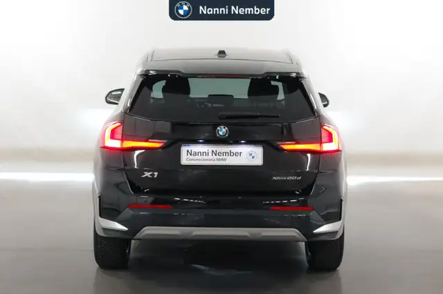 BMW X1 view 4