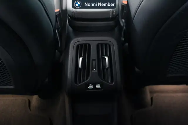 BMW X1 view 16