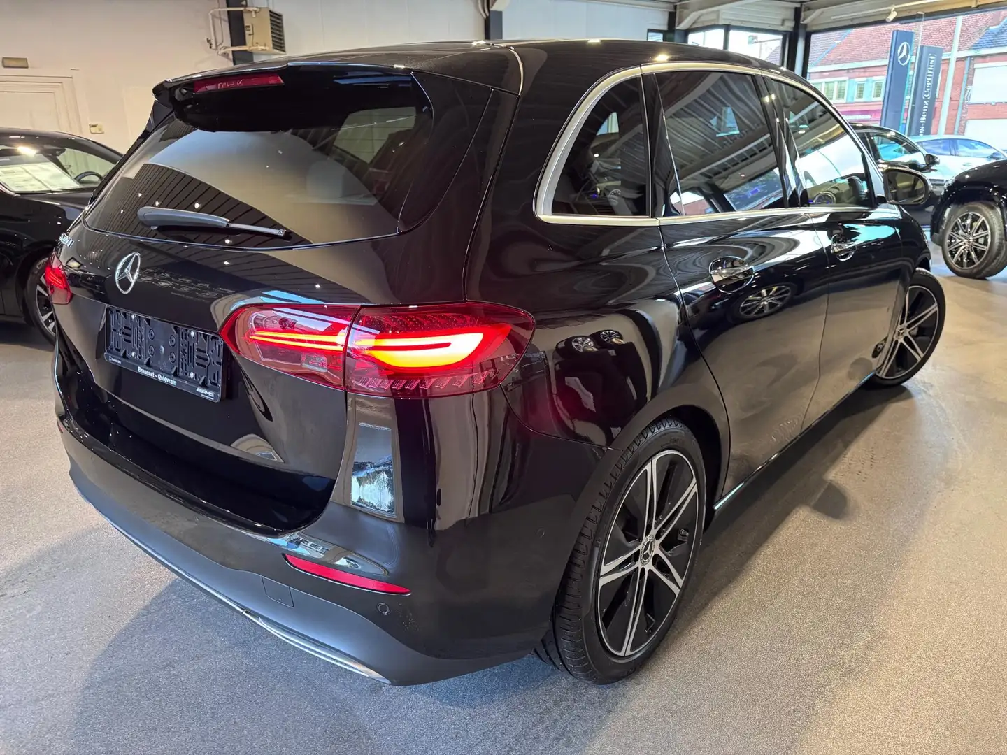 Mercedes-Benz B 200 D Luxury Line - Pack Premium + Schwarz - 2