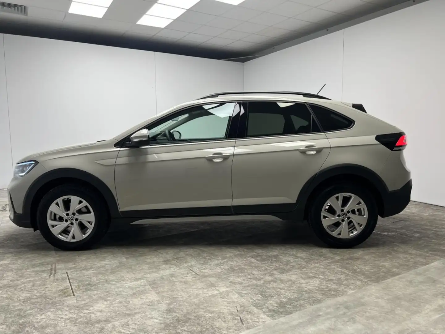 Volkswagen Taigo 1.0 TSI Life Klima Rückfahrkamera Sitzheizung Grau - 2